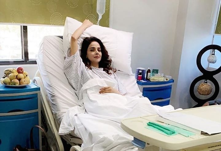 Saba Qamar hospitalised after she falls ill during shooting
